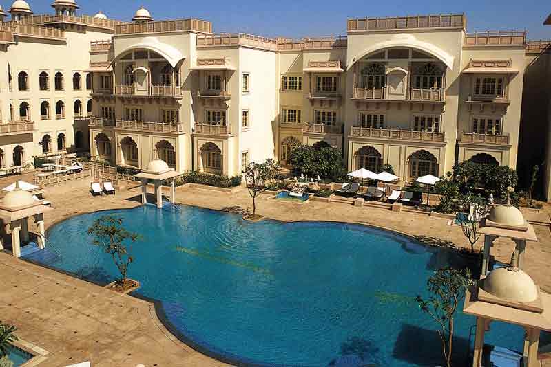 Taj Hari Mahal swimming pool